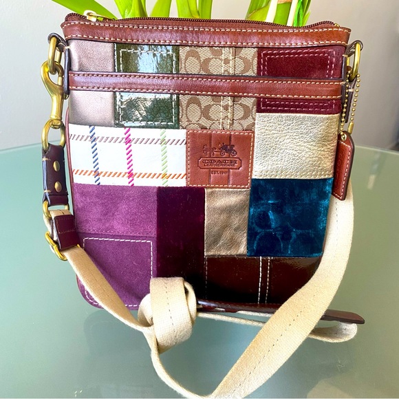 Vtg Coach Crossbody Bag Holiday Edition Patchwork Signature Suede - Picture 1 of 9